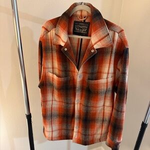 Levi Strauss Jacket Shirt Orange, Rust, Brown, Black Plaid Men’s Small-Preowned